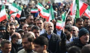 طهران في ذكرى انتصار الثورة: لا تفاوض تحت الضغط مع واشنطن